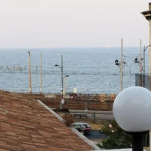 Casa vacanze Terrazza Famà, Aeroporto di Catania Fontana Rossa