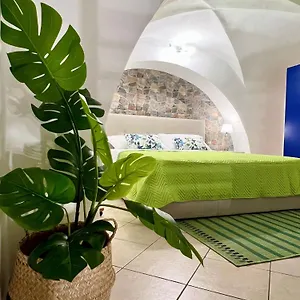 Casa vacanze Ursino, Aeroporto di Catania Fontana Rossa