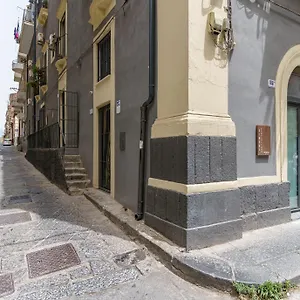  Holiday home Dimore Sangiuliano